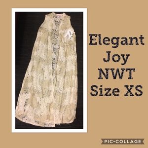 LLR lace Joy vest size XS NWT